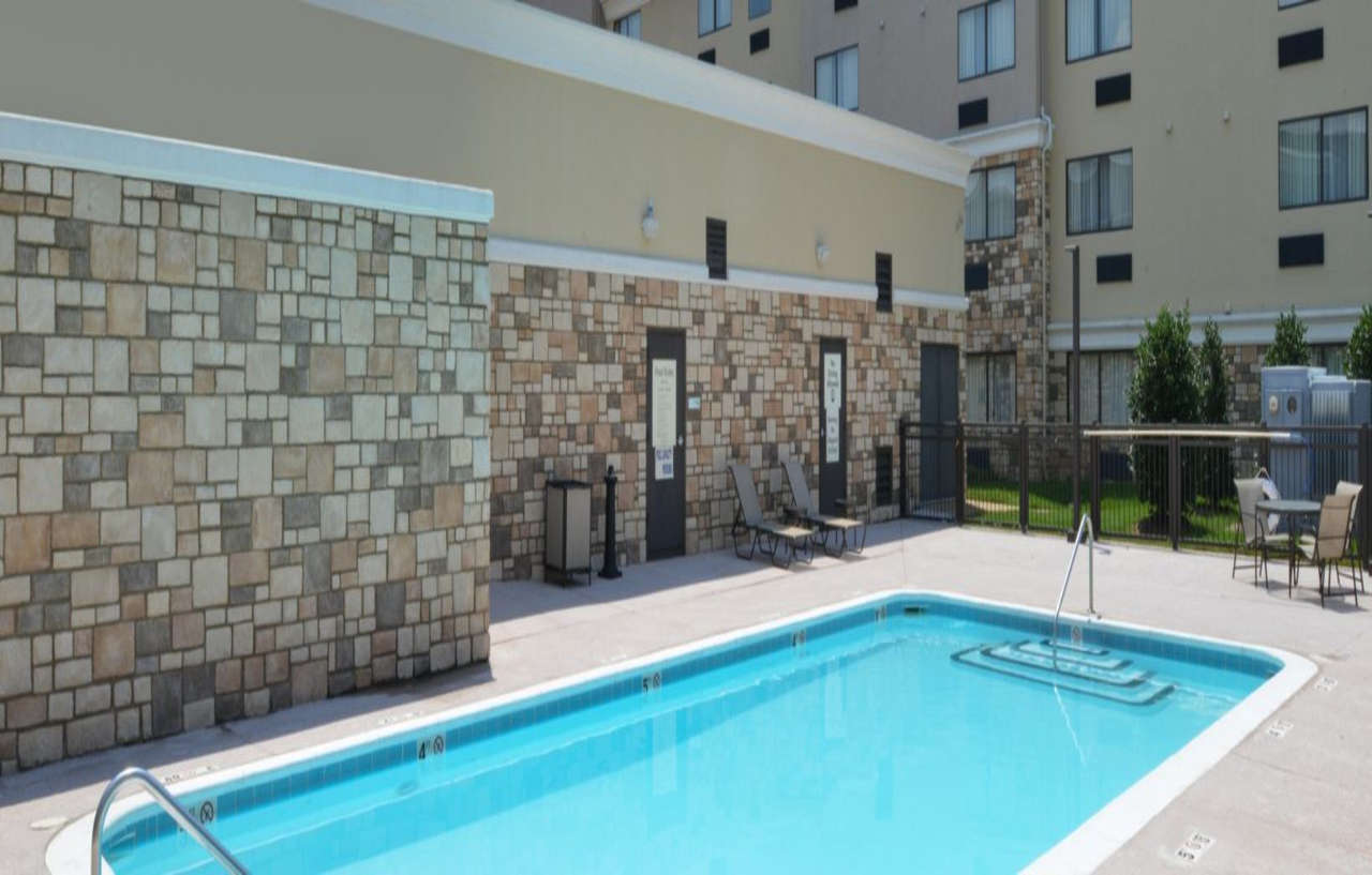 Holiday Inn Little Rock West - Chenal Pkwy, An Ihg Hotel Exterior photo