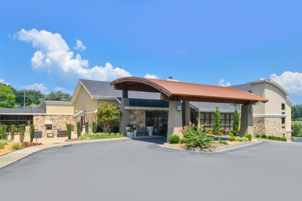 Holiday Inn Little Rock West - Chenal Pkwy, An Ihg Hotel Exterior photo
